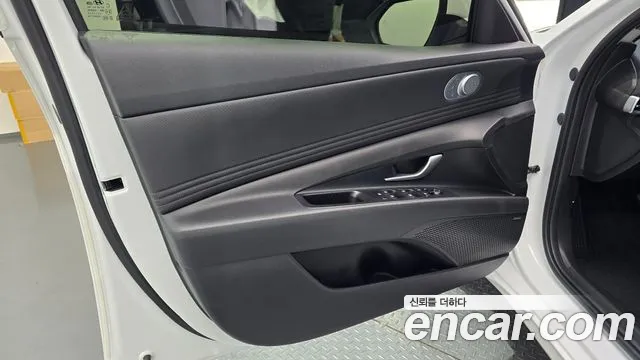 Hyundai AVANTE Avante (CN7) — Фото автомобиля 20