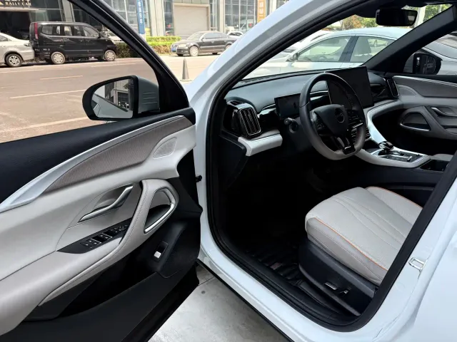 BYD Song Pro — Фото автомобиля 16