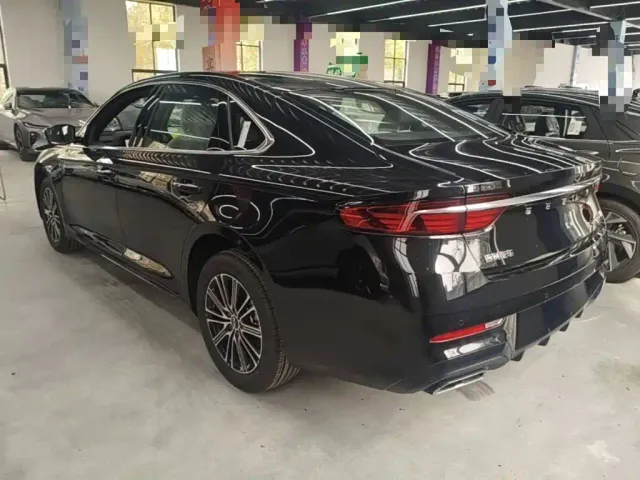 Geely Xingrui — Фото автомобиля 4