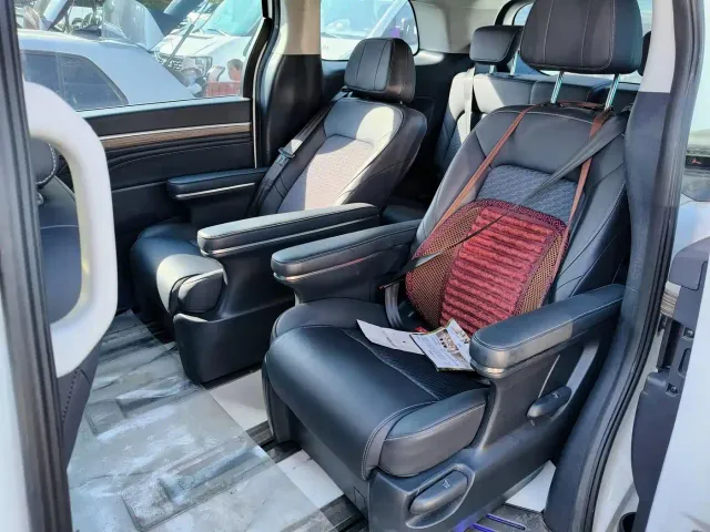 GAC Trumpchi M8 — Фото автомобиля 13