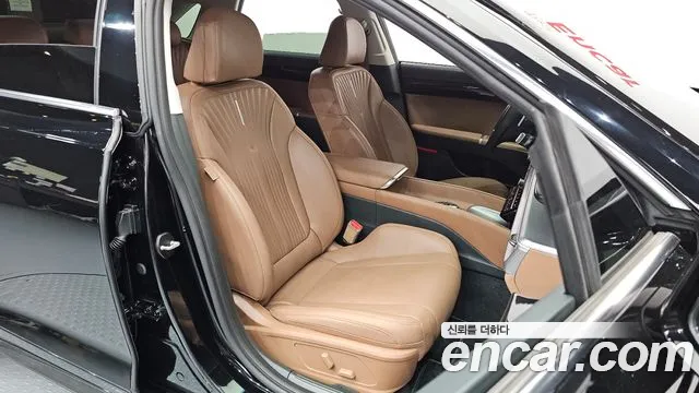 Hyundai Grandeur GN7 — Фото автомобиля 16