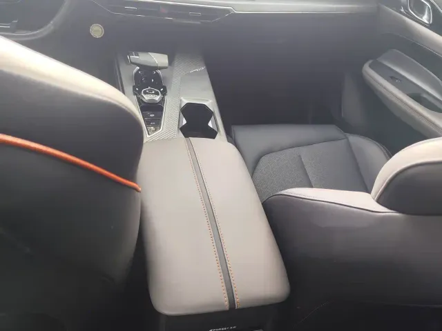 Changan Z6 — Фото автомобиля 8