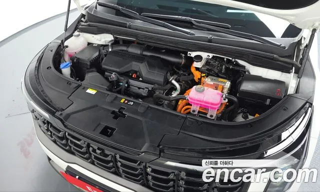 Kia Carnival — Фото автомобиля 9