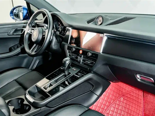 Porsche Macan — Фото автомобиля 17