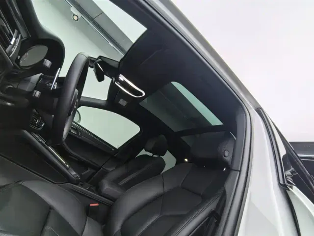 Porsche Macan — Фото автомобиля 21