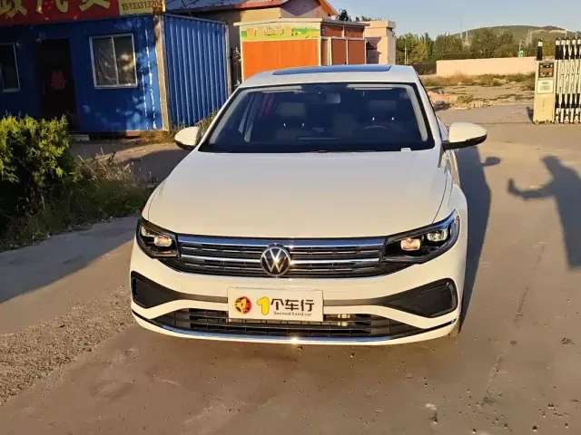 Volkswagen Bora — Фото автомобиля 2