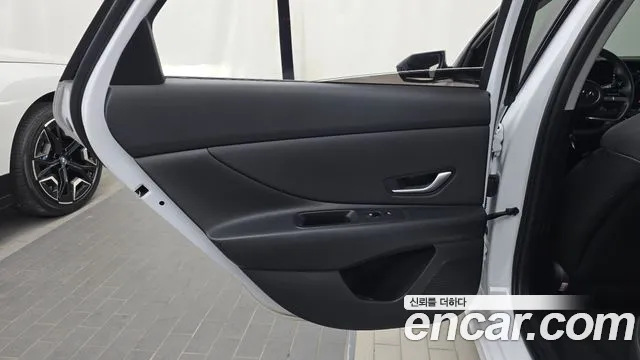 Hyundai Avante CN7 — Фото автомобиля 25