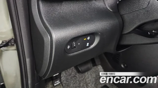 Hyundai Casper Casper Turbo Essential — Фото автомобиля 16