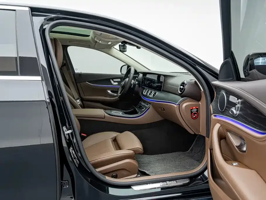 Mercedes-Benz Mercedes-Benz E-Class 2022 Facelift E 300 L Fashion Style — Фото автомобиля 18