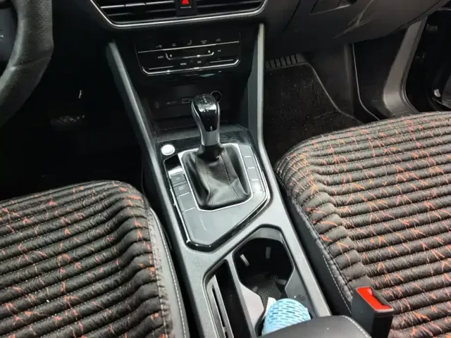 Volkswagen Tiguan L — Фото автомобиля 16