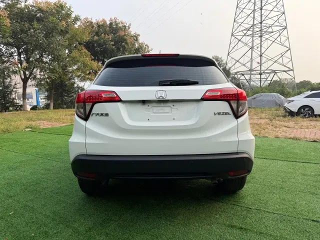 Honda Vezel — Фото автомобиля 5