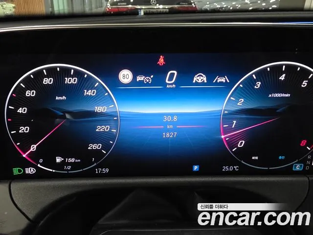 Mercedes-Benz E-Class W214 — Фото автомобиля 8