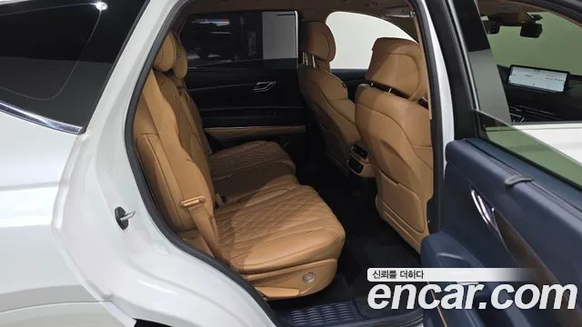 Genesis GV80 — Фото автомобиля 17