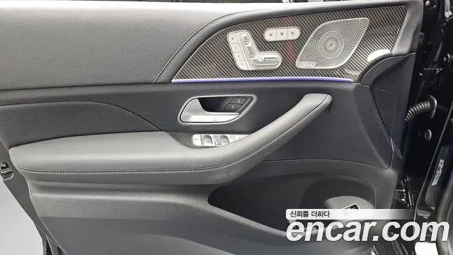 Mercedes-Benz GLE-Class — Фото автомобиля 22