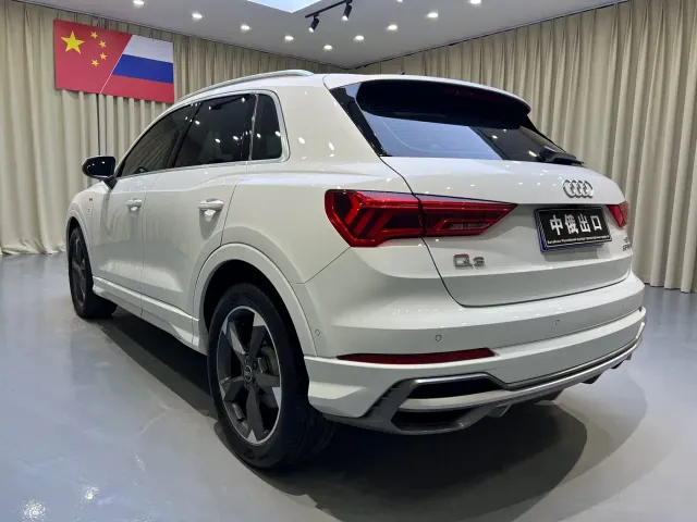 Audi Q3 — Фото автомобиля 7
