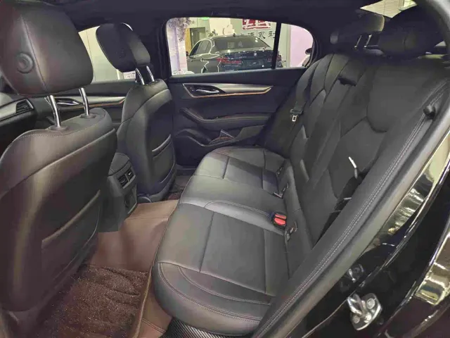 Cadillac CT5 — Фото автомобиля 7