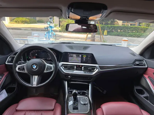 BMW 3 Series — Фото автомобиля 4
