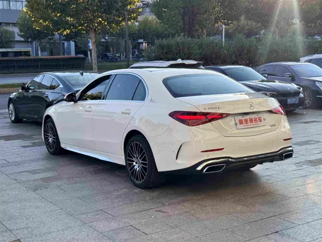 Mercedes-Benz C-Class — Фото автомобиля 12