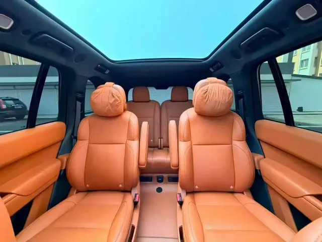 Li Auto L8 — Фото автомобиля 5