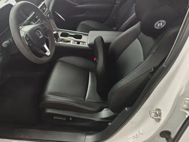 Honda Accord — Фото автомобиля 9