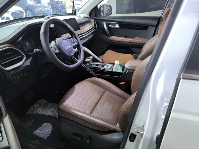 Kia Sportage — Фото автомобиля 7