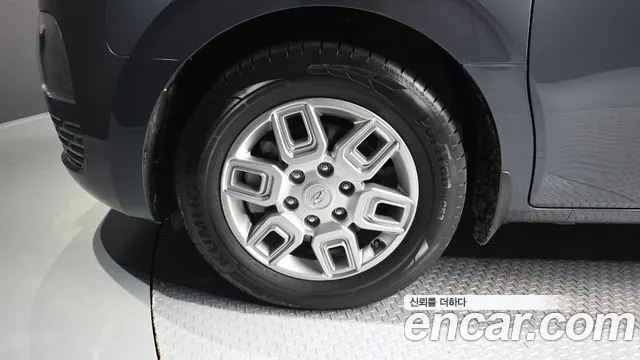 Hyundai Staria Staria Карго 5 мест — Фото автомобиля 5