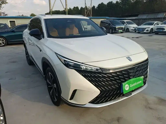 Roewe RX5 — Фото автомобиля 3