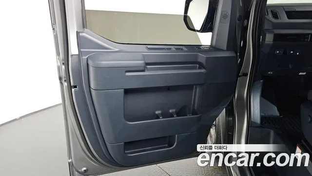 Kia PV5 — Фото автомобиля 13