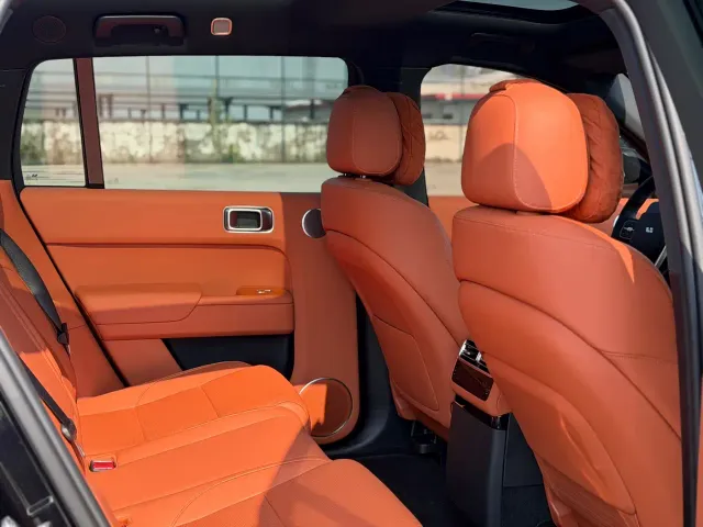 Li Auto L7 — Фото автомобиля 14