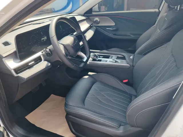 Chery Arrizo 8 — Фото автомобиля 6