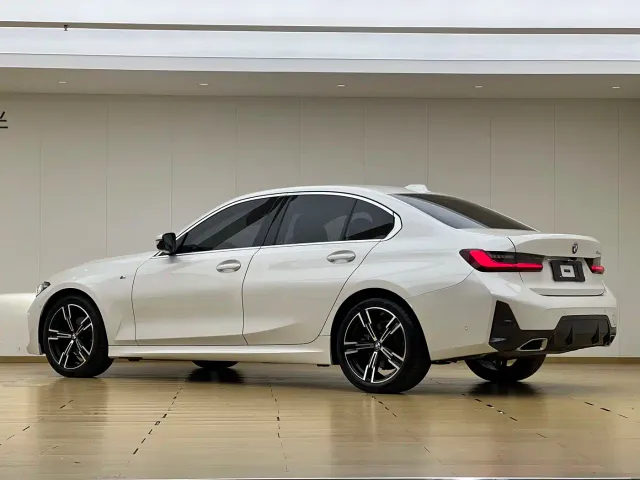 BMW 3 Series — Фото автомобиля 20