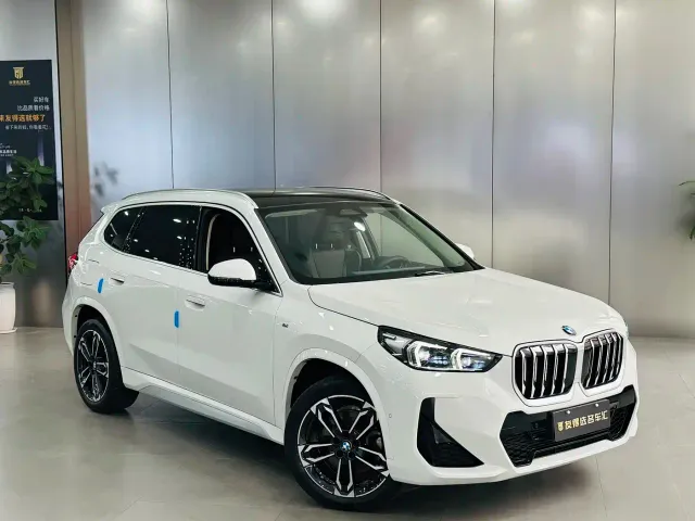 BMW X1 — Фото автомобиля 3