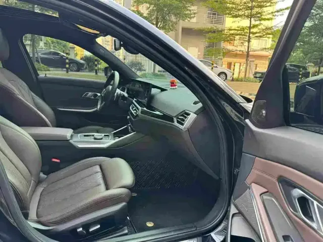 BMW 3 Series — Фото автомобиля 8
