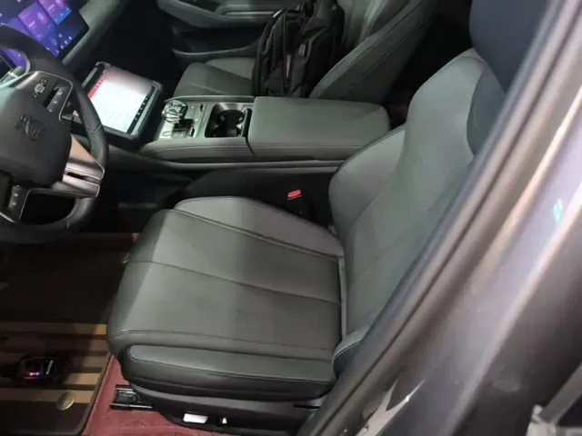 BYD Qin L — Фото автомобиля 14