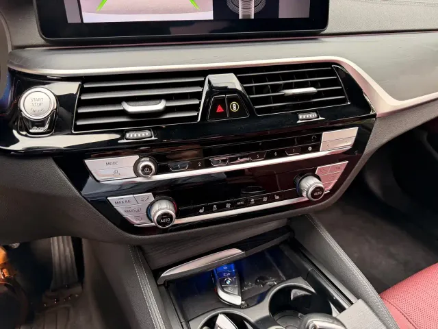 BMW 5 Series — Фото автомобиля 8