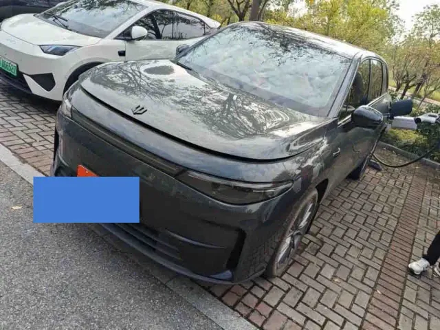 Фотография автомобиля — Leapmotor C10
