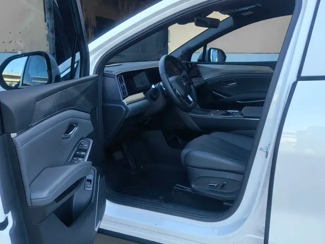 BYD Song L DM-i — Фото автомобиля 9