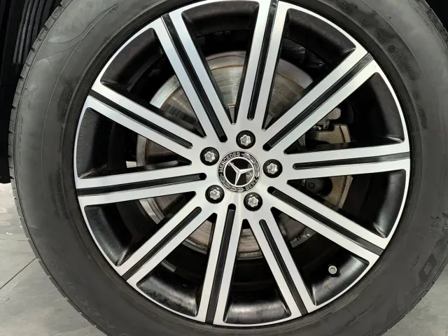 Mercedes-Benz GLE-Class — Фото автомобиля 4