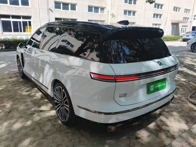 Nio ES8 — Фото автомобиля 4