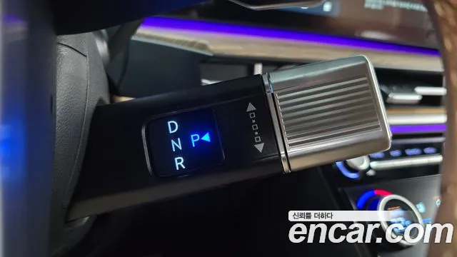 Hyundai Santa Fe MX5 — Фото автомобиля 12