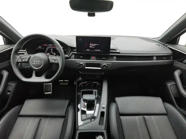 Audi A4L — Фото автомобиля 5