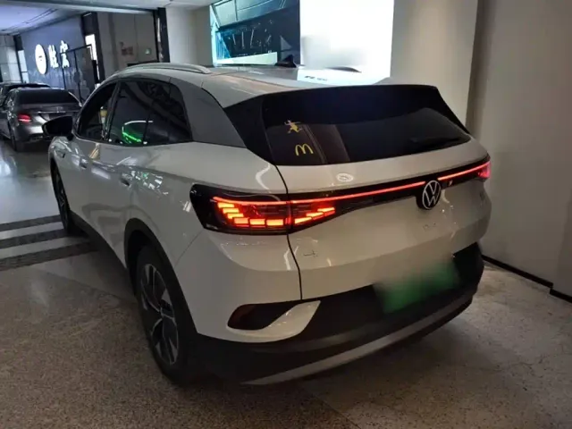 Volkswagen ID.4 Crozz — Фото автомобиля 4