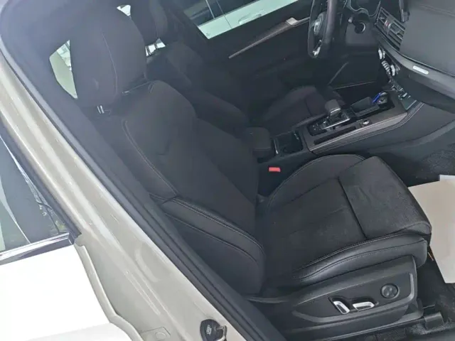 Audi Q5L Sportback — Фото автомобиля 24