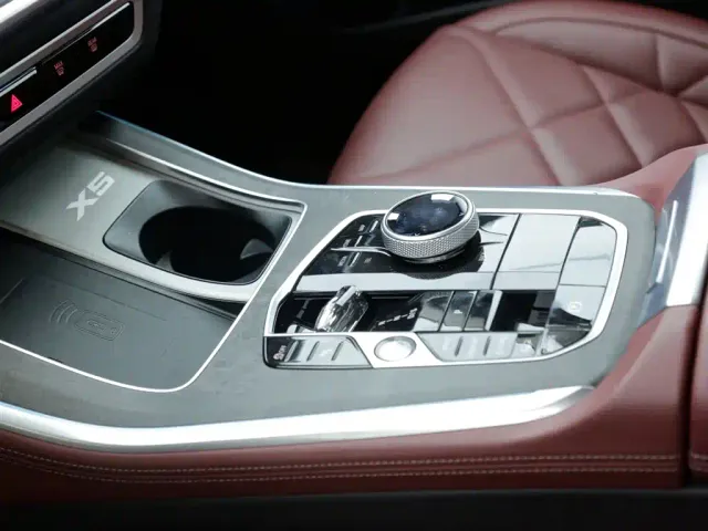 BMW X5 — Фото автомобиля 11