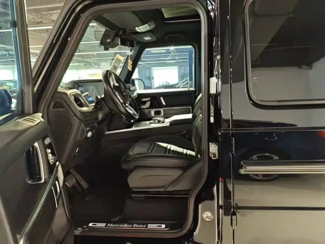 Mercedes-Benz G-Class — Фото автомобиля 4