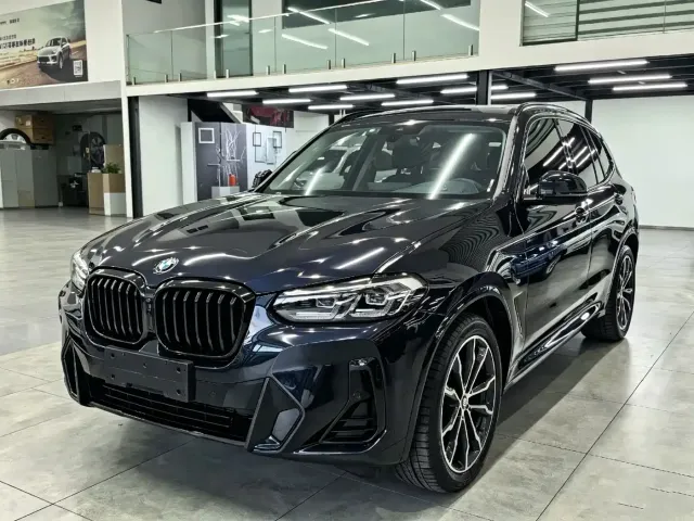 Фотография автомобиля — BMW X3