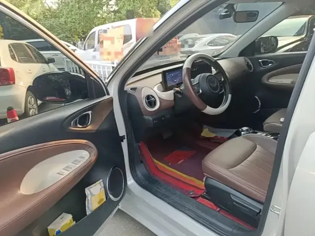 Wuling Bingo — Фото автомобиля 15