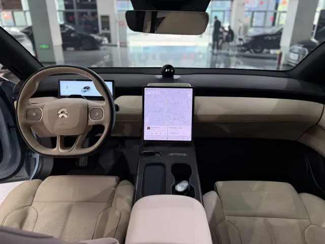 Nio ET5 Touring — Фото автомобиля 9