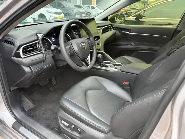 Toyota Camry — Фото автомобиля 7