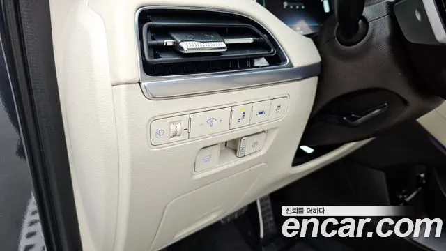Hyundai Palisade Palisade Бензин 3.8 2WD — Фото автомобиля 17